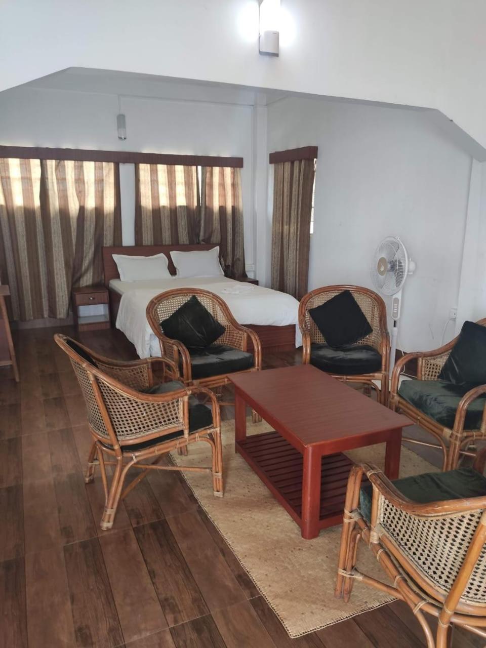 Peit Them Resort Mawlynnong Exterior foto